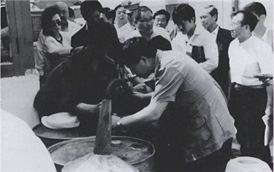 ​“水变油”的骗局，差点成为了中国第五大发明