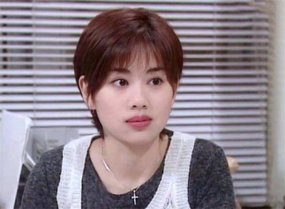 ​陈松伶个人资料简历：遭三重打击抑郁，嫁小8岁演员张铎，如今苦尽甘来终无悔