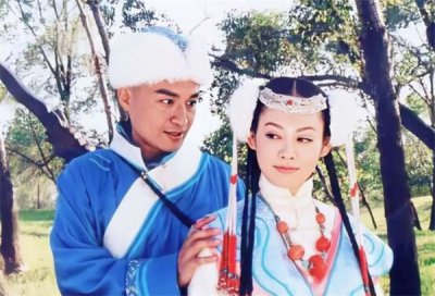 ​《孝庄秘史》演员现状：如今20年过去，杨紫成顶流，老戏骨却深陷丑闻