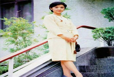 ​朱琳个人资料(她懊悔年轻时的一个错误决定，让自己遗憾终生)