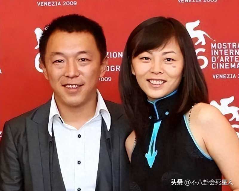 黄渤妻子(妻子小欧罕见露面显年轻)