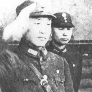 ​侯镜如简介 侯镜如上海起义