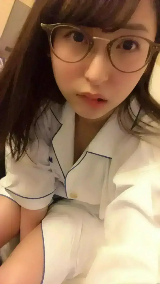 值得深交的秋山祥子美图鉴赏，业界的台柱子！