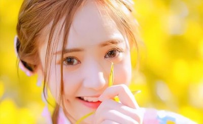 ​夸女生漂亮的词（夸女生漂亮的词汇）