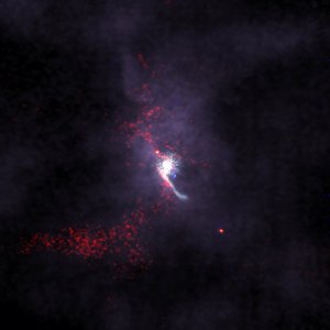 ​“入侵者”天体与双原恒星相互作用 导致形成混乱的尘埃和气体流