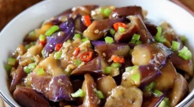 烧茄子有什么营养价值(烧茄子的配料和做法)