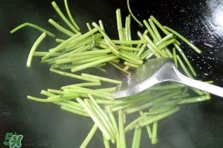 藜蒿叶子能吃吗?藜蒿叶子可以吃吗 藜蒿叶子能吃吗?藜蒿叶子可以吃吗