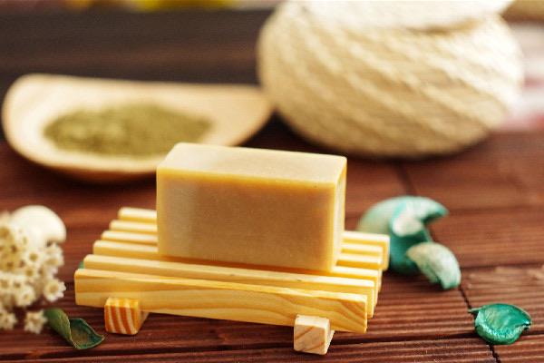 生活手工皂发霉了还能用吗 手工皂变质什么样  1
