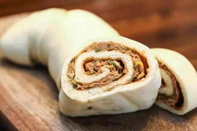 生活北京经典的十大特色美食：京酱肉丝上榜，驴打滚排第一位  7
