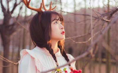 ​缠着女朋友闹生气了怎么哄