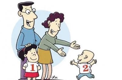 ​中国去年出生人口956万 二孩占38.9%