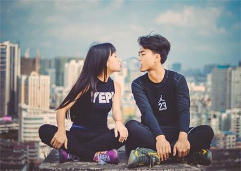 分手后再想念也要忍住不联系，为什么不要联系前女友？