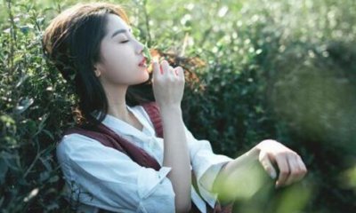 ​浪漫而不烂俗的高级文案 氛围感拉满的拽文案句子