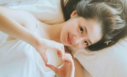女生说刚洗完澡暖男式回复