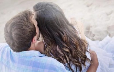 ​怎么和女生肢体接触不会让她感到反感？