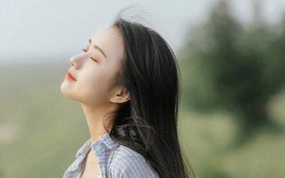 ​女生既不答应也不拒绝是什么意思？能不能继续追