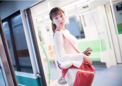 ​如何与心仪女孩保持联系，增进感情？