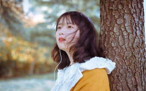 平安夜男生送女生苹果合适吗？怎么让女生明白心意