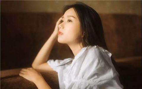 追女生她说我们先从朋友做起是什么意思？