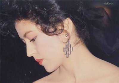 ​拉黑是在乎还是死心？拒绝联系的女生原来是怕了