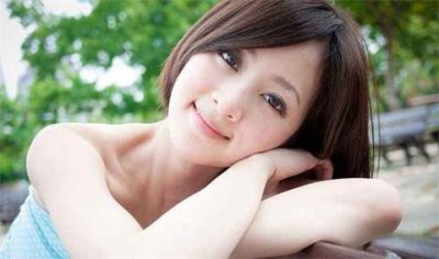 ​跟高冷的女生怎么聊天，与女生聊天的技巧
