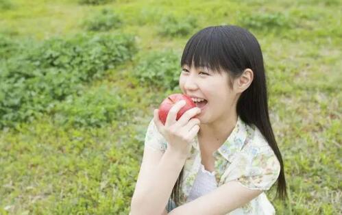 女生说我好冷呀怎么回复她