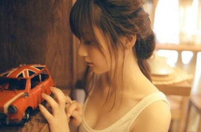 和女生聊天升高关系的正确方式