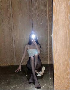 ​“为什么这么喜欢舔？是犯贱么？”