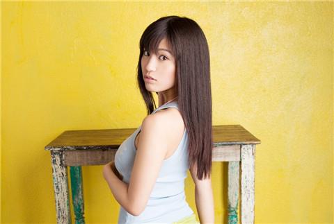 和女生聊天的30个话题,让女生喜欢粘着你1