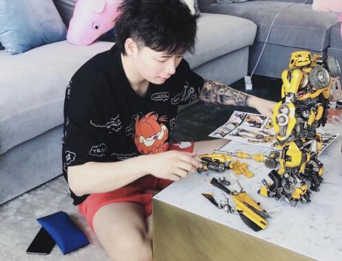 聊聊我同学的黑料，泡妞教父往事