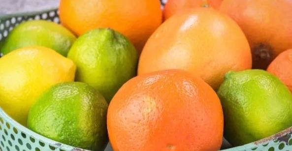 生活虾相克的食物有哪些(不能和虾一起吃的食物)  1