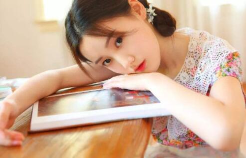 女生喜欢你的暗示行为一