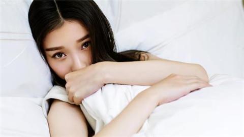 刚加到女生微信怎么开头1