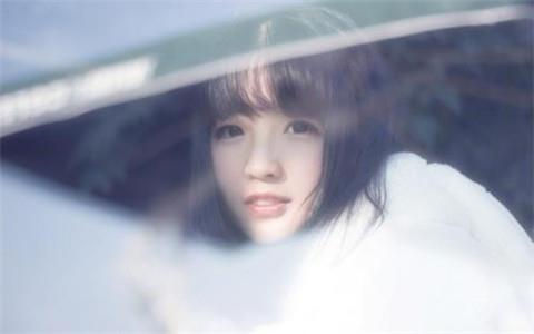 刚加到女生微信怎么开头3