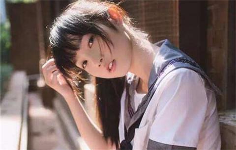 初次加微信怎么聊天才能让女生感兴趣5