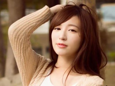 ​初次加微信怎么聊天才能让女生感兴趣？