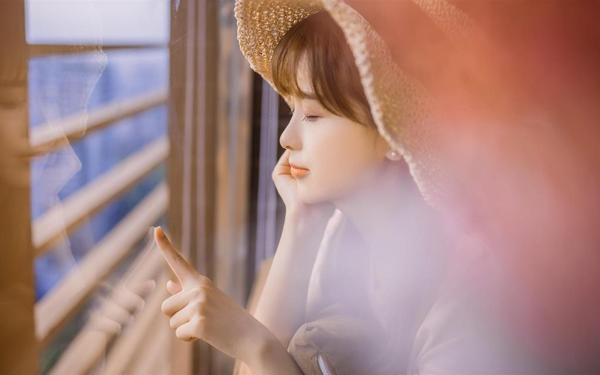 走不出的感情太难受了，如何快速走出失恋痛苦