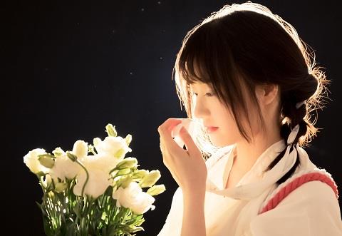 和女孩子约会牵手技巧，升级关系必看0