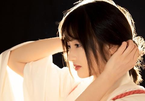 和女孩子约会牵手技巧，升级关系必看1