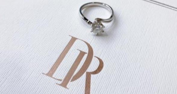 生活dr钻戒真的只能买一次吗(dr求婚钻戒多少钱一枚)  2