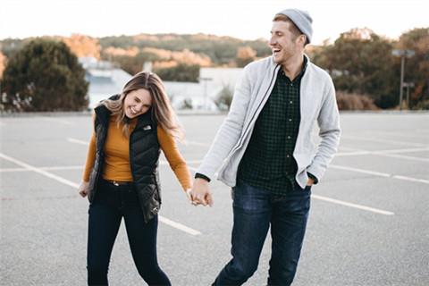 应该跟女朋友怎么说早安1