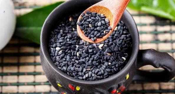 生活黑芝麻怎么吃效果最佳（黑芝麻的功效与作用）  3