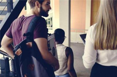 ​别人问你多大了怎么回答，别人问你多大神回复