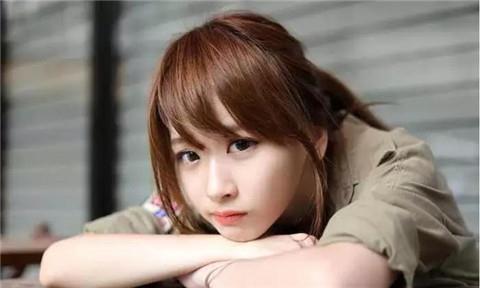 初次见面, 男生说这三句话, 会直接把女生吓跑