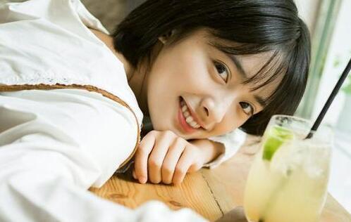 异地恋男生主动去看女生