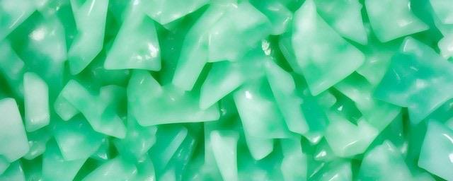 生活翡翠白底青和蓝水翡翠 1