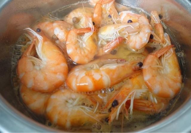 生活水煮虾煮多长时间?水煮虾煮几分钟? 1