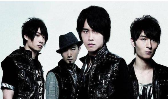 生活够爱歌词,我的爱只能够让你一个人独自拥有是什么歌 2