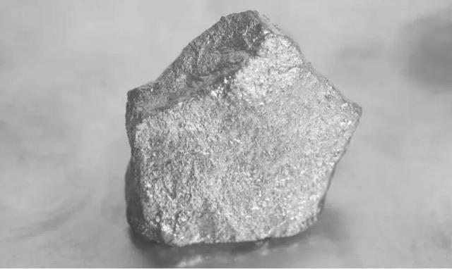 生活什么是金属?金属具有什么特性? 1