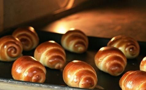 生活烤箱烤蛋糕的温度和时间 烤箱烤蛋糕小技巧 2